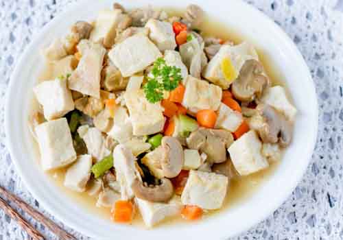 Blanquette de Légumes Printaniers et Tofu Fumé